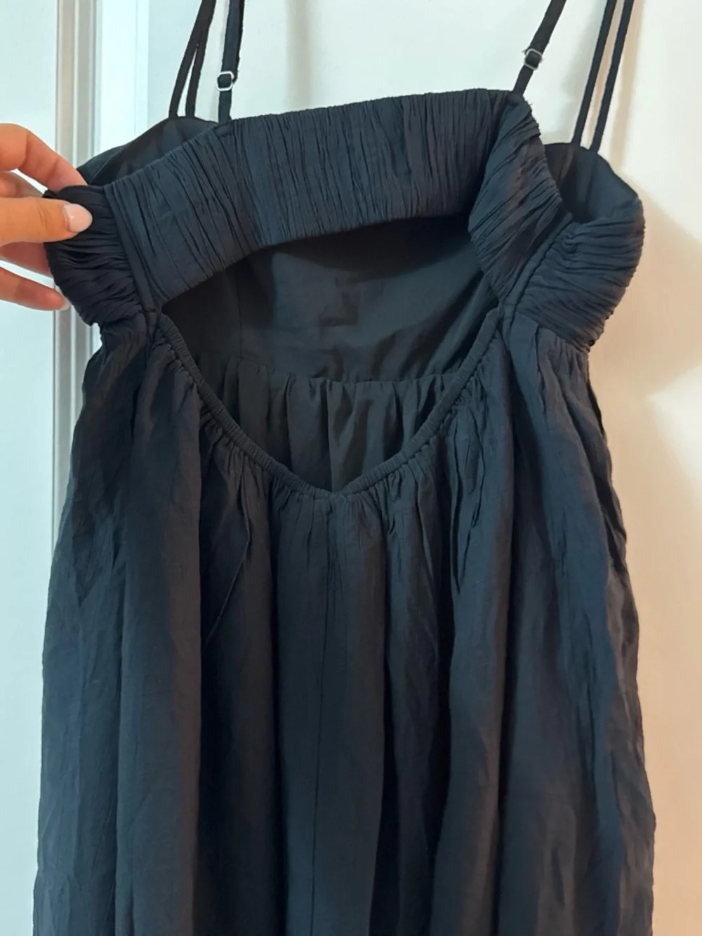 Abercrombie & Fitch sleek black